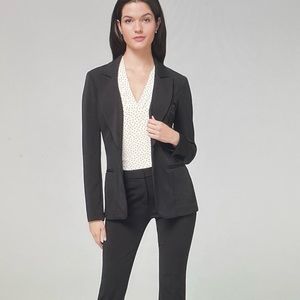 NWOT WHBM Black Stretch Suit Size 00 Med Weight